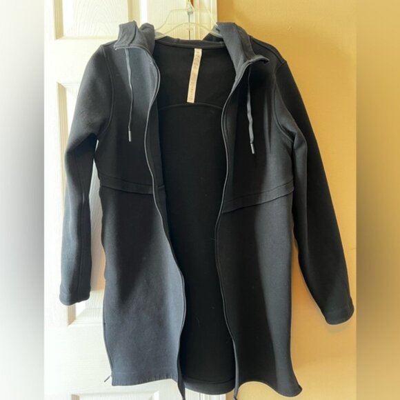 Lululemon Jacket - Picture 1 of 9